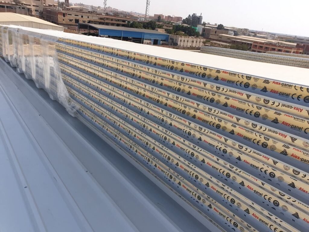 أسعار ساندوتش بانل في الدمام مناسبة لجميع أنواع المباني والمشروعات.