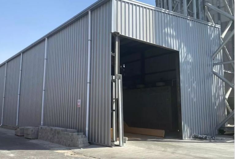 ساندوتش بانل في الشرقية يحسن الراحة الحرارية في جميع الفصول.